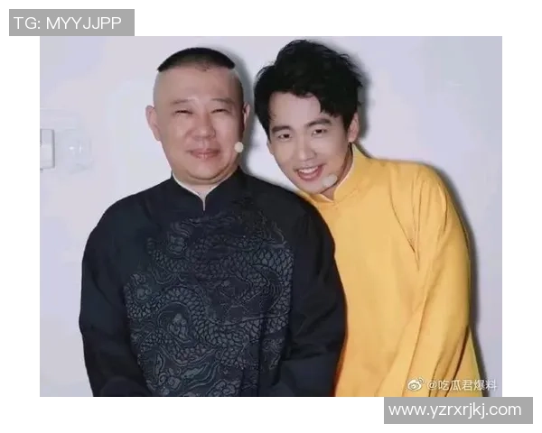 足球明星与儿子温馨合影展现父子情深的幸福时刻